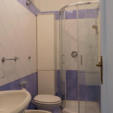 アパート 1 Bedroom In The Center *