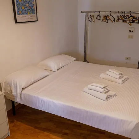 1 Bedroom In The Center * Florenz